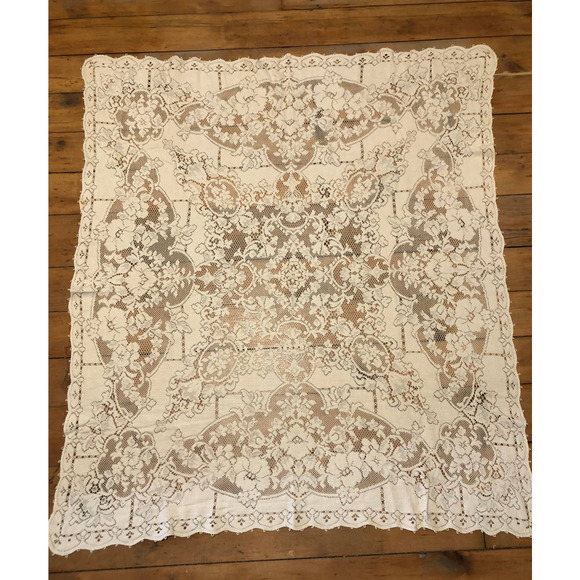 Vintage Quaker Lace Tablecloth 4200 Ivory 44”wide  x 48”long - Picture 1 of 6